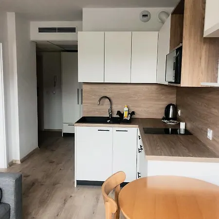 Starter Iii Apartahotel Breslavia